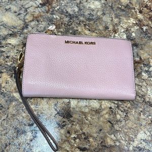 Michael Kors Wristlet Wallet